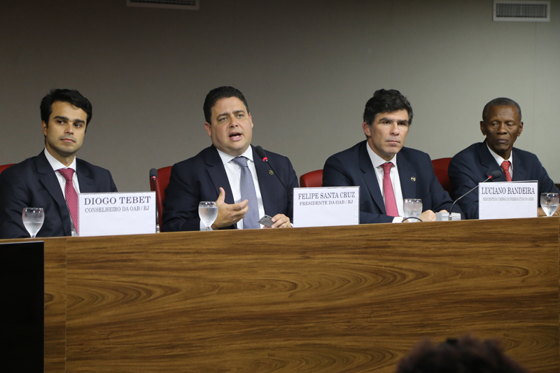 Diogo Tebet, Felipe Santa Cruz, Luciano Bandeira e Mário Nilton Leopoldo | Foto: Lula Aparício   |   Clique para ampliar